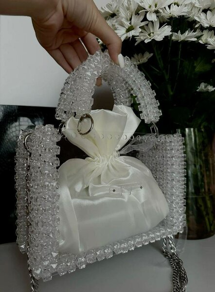 Sac à main perles élégant