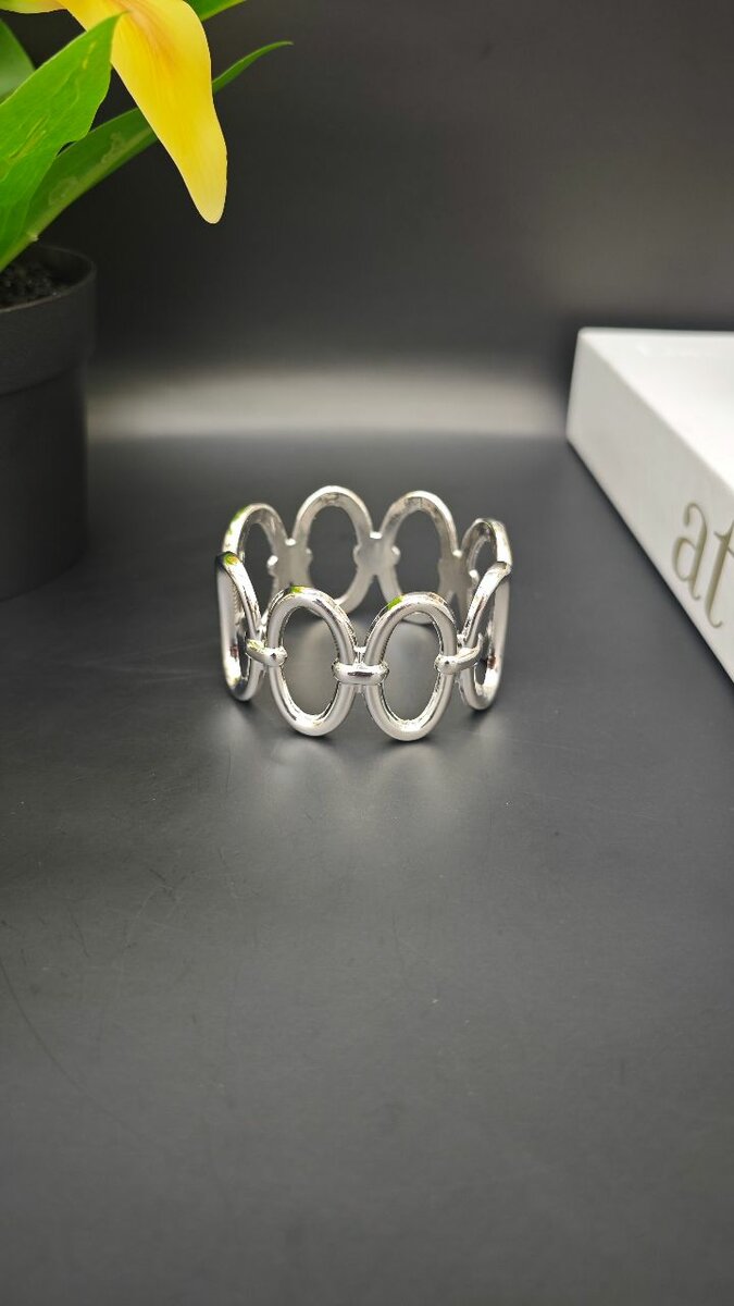 Bracelet argenté chic élégant