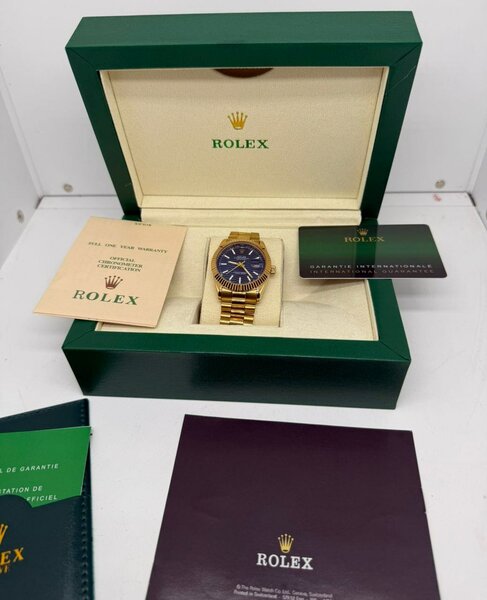 ROLEX AVEC COFFRET D'ORIGINE