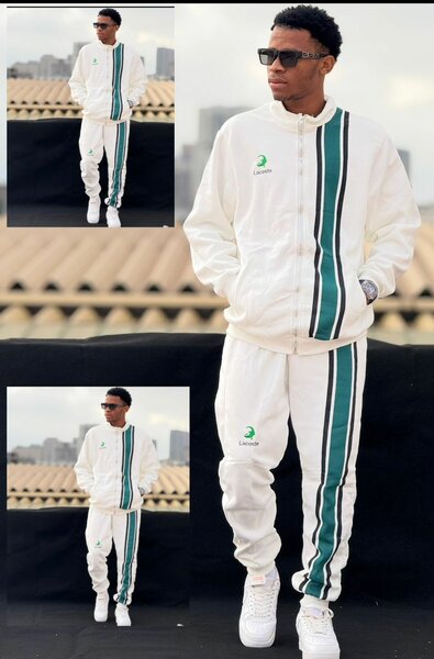 Survêtement blanc à rayures