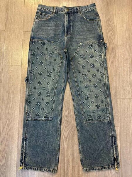 Jean noir avec motifs croix