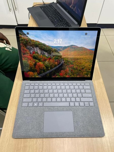 Microsoft Surface Laptop