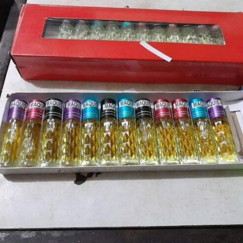 Parfums en Essence la douzaine