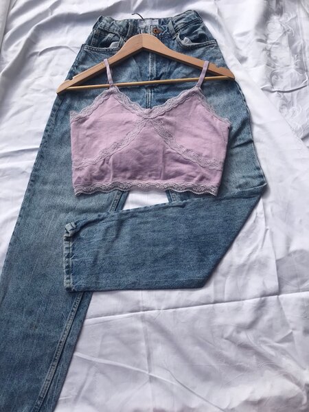 Top en dentelle lavande