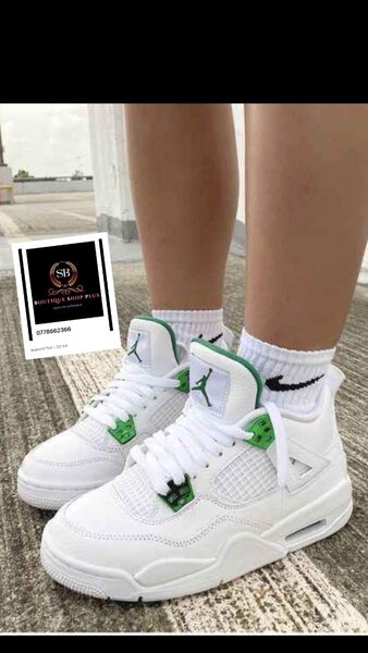 Basket AIR JORDAN authentique avec sa boîte