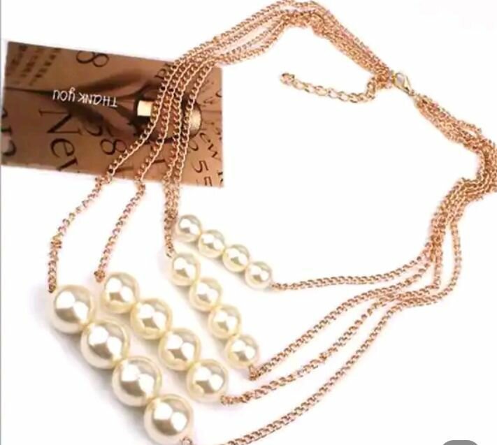 Multi layer pearl necklace