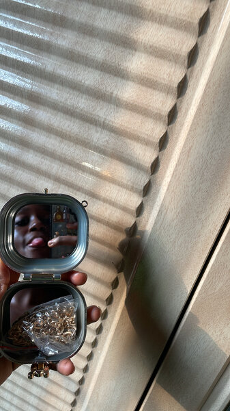 Sac pochette nœud doré