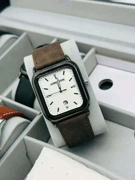 Montres cuire marron en Or Plaqué