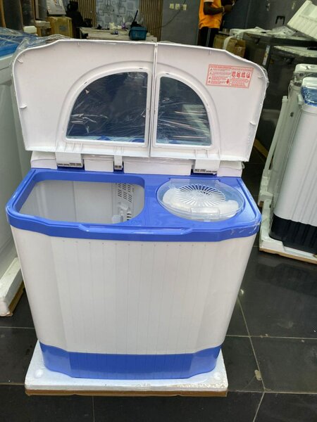 Lave-linge semi-automatique compact