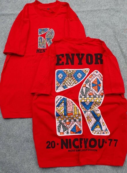 T-shirt rouge graphique homme