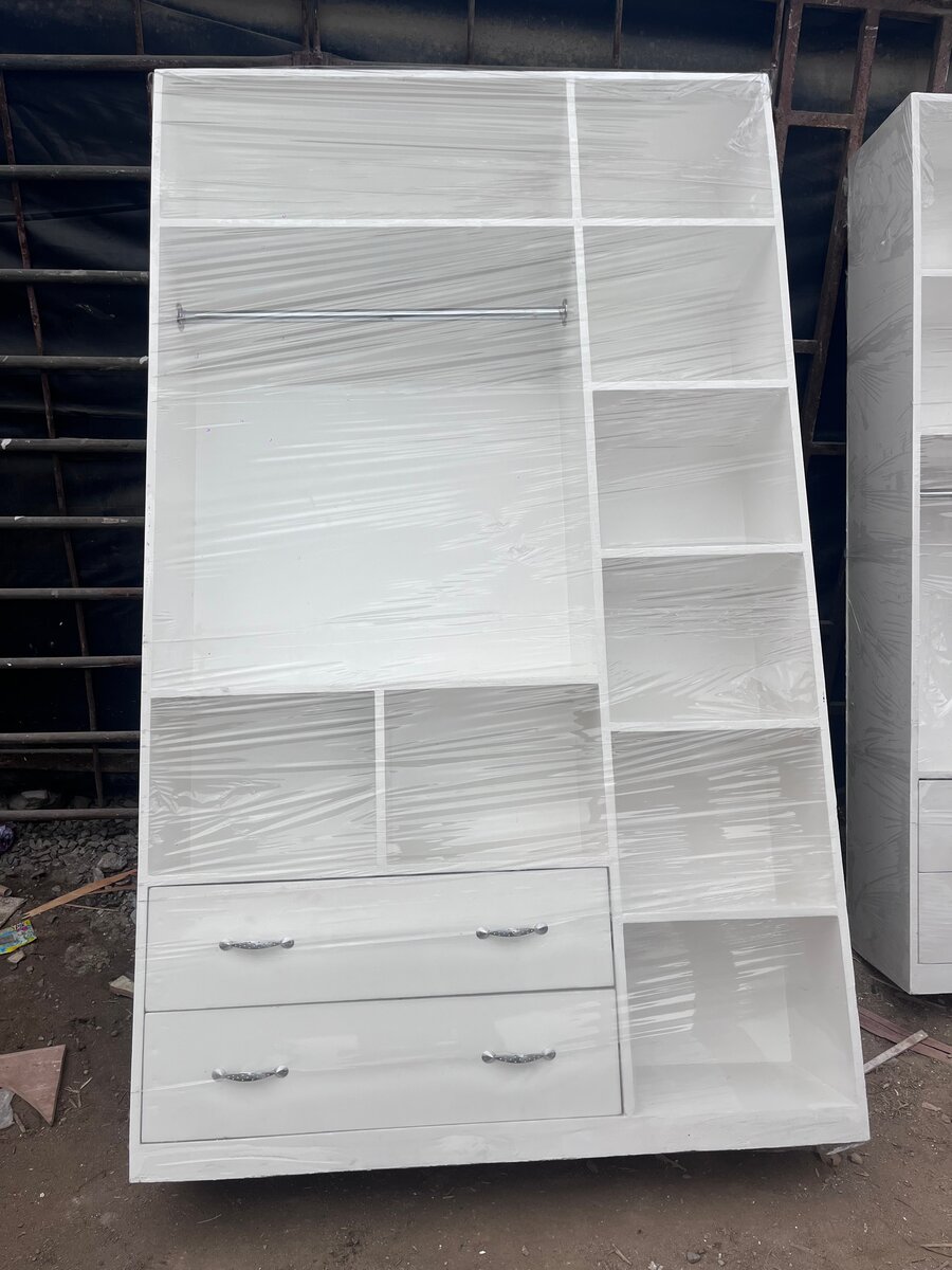 Armoire de rangement moderne