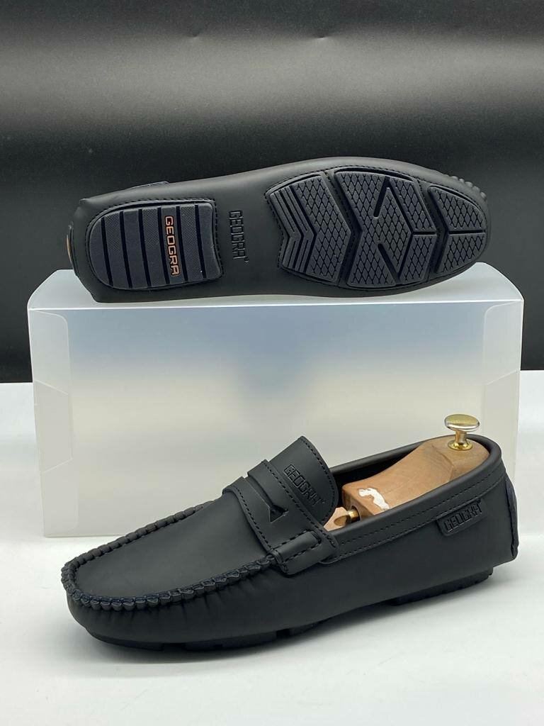 Mocassins en cuir noir homme