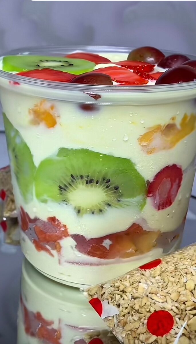 Salade de fruits crémeuse en pot