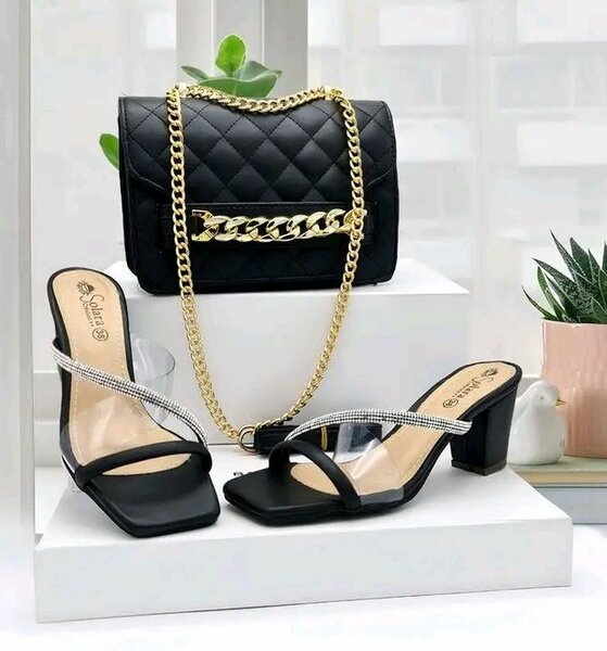 Sandales à talons hauts avec sac