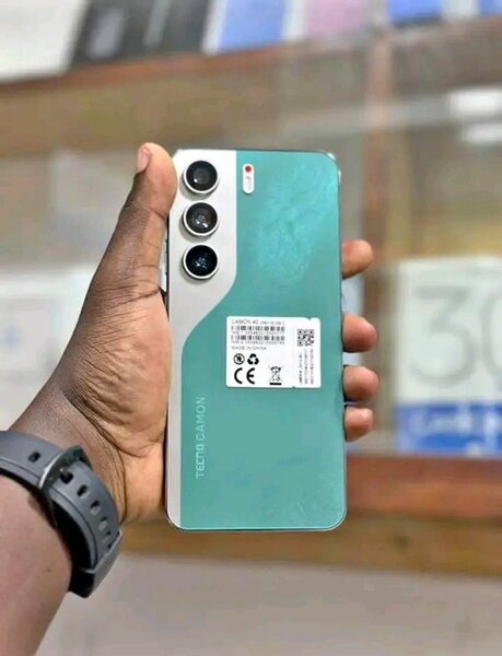 Tecno Camon 20 Pro - Smartphone 5G