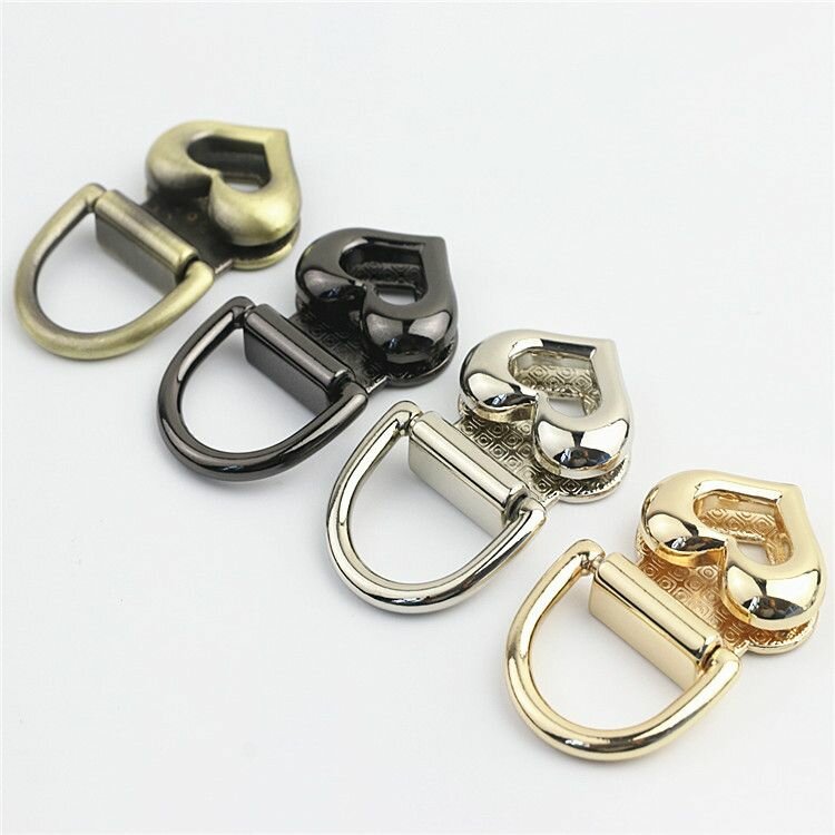 Mousquetons D- Coeur dorés