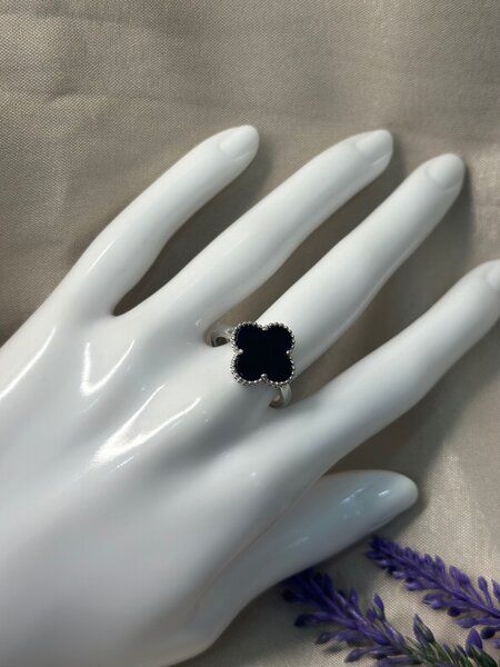 Кольцо из серебра