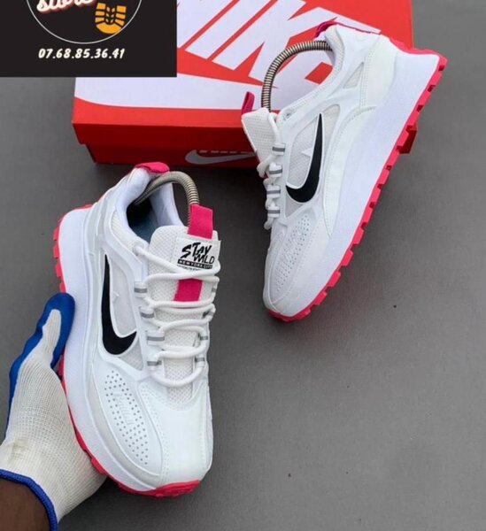 Baskets stylées Nike Air Femme