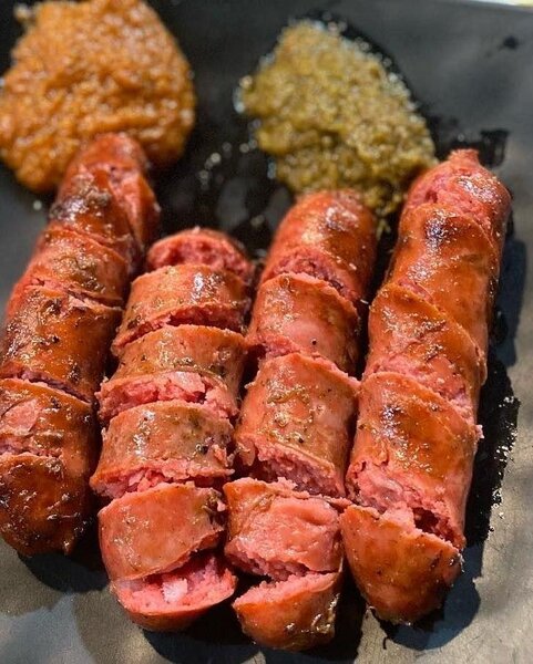 Saucisses grillées gourmandes