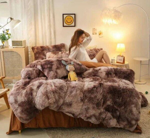 Fluffy duvet set