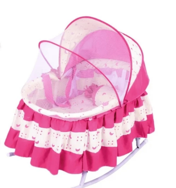 Berceau bébé avec moustiquaire