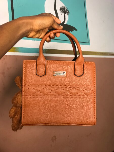 Sac à main élégant femme