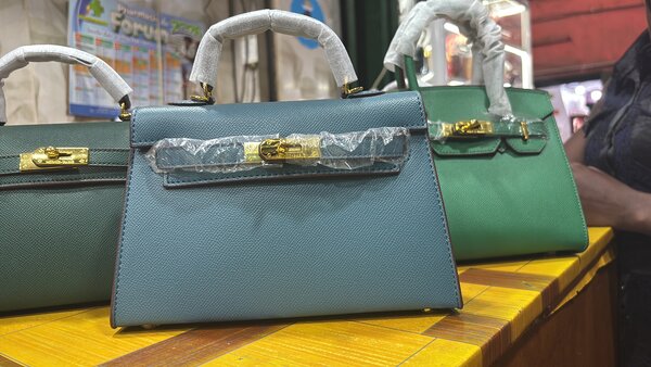 Sac à main en cuir pour femme