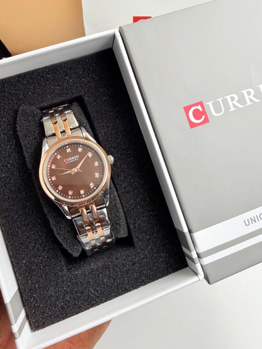 Montre Currie Femme Luxe Doré