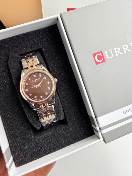 Montre Currie Femme Luxe Doré