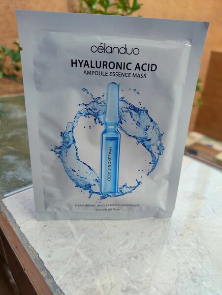 Masque Essentiel à l'Acide Hyaluronique Celanduo