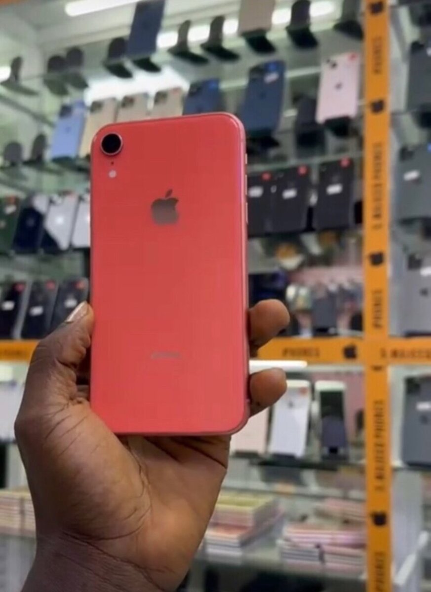 iPhone XR