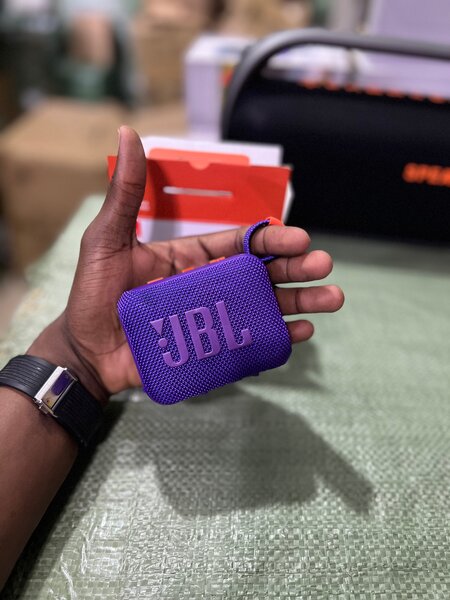 Enceinte Bluetooth Étanche JBL