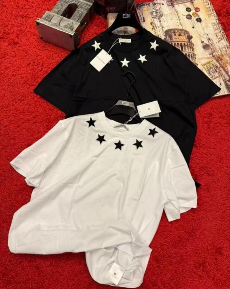 T-shirts tendance avec motifs