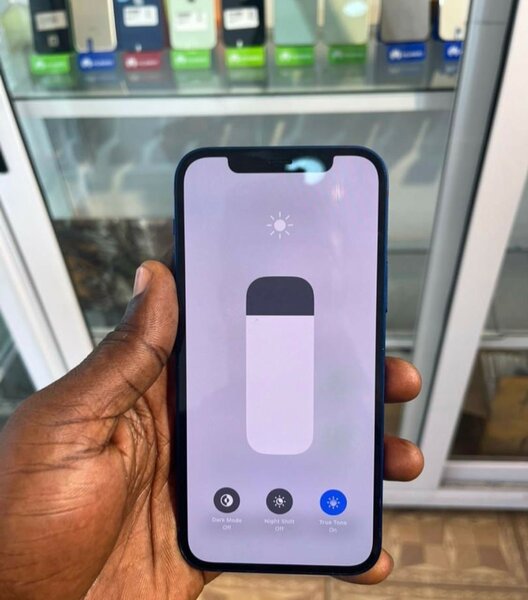 iPhone 12 128gig GHC 4800