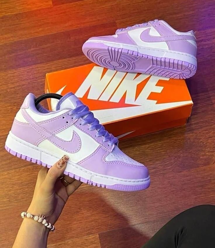 Nike Dunk Low