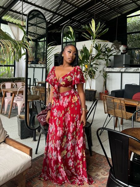 Robe longue fleurie élégante