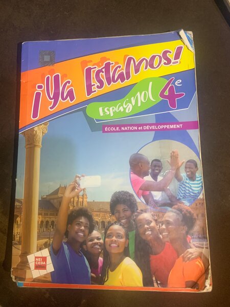 Livre d'espagnol "¡Ya Estamos!"