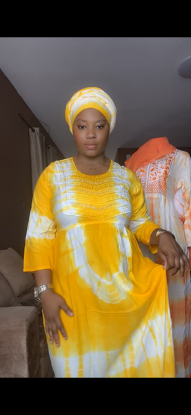 Robe africaine jaune et blanc tie-dye