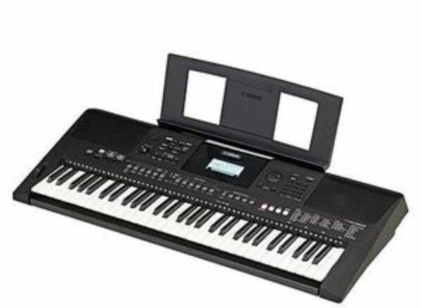 Yamaha PSR E463