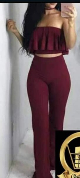 Tenue chic bordeaux femme