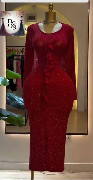 Robe élégante rouge scintillante