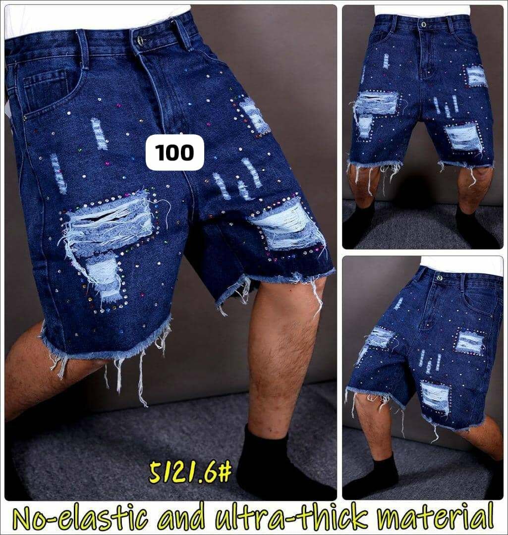 Shorts en jean déchiré