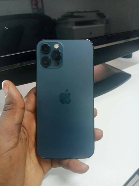 Apple iPhone 12 Pro Blue