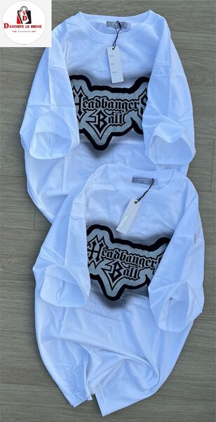 T-shirt blanc à motif rock