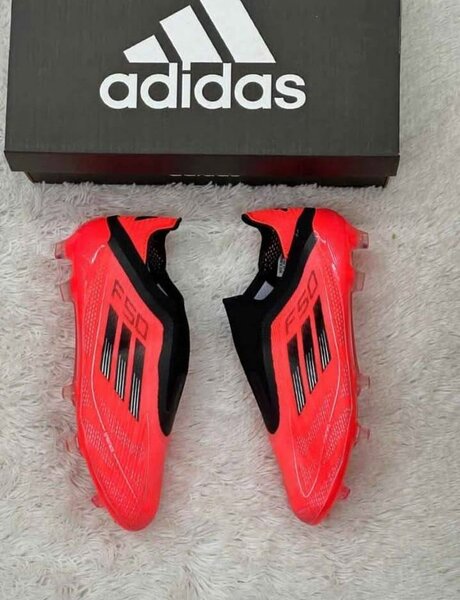 Chaussures de foot Adidas Predator