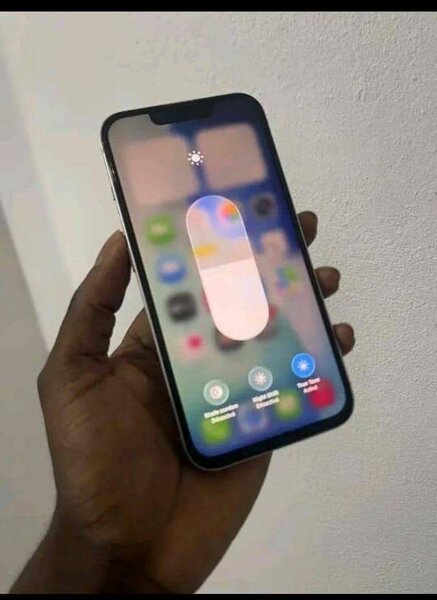 iPhone 13 Blanc 128 Go