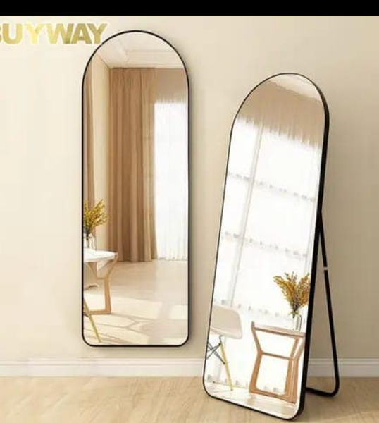 Beau miroir élégant pour votre maison