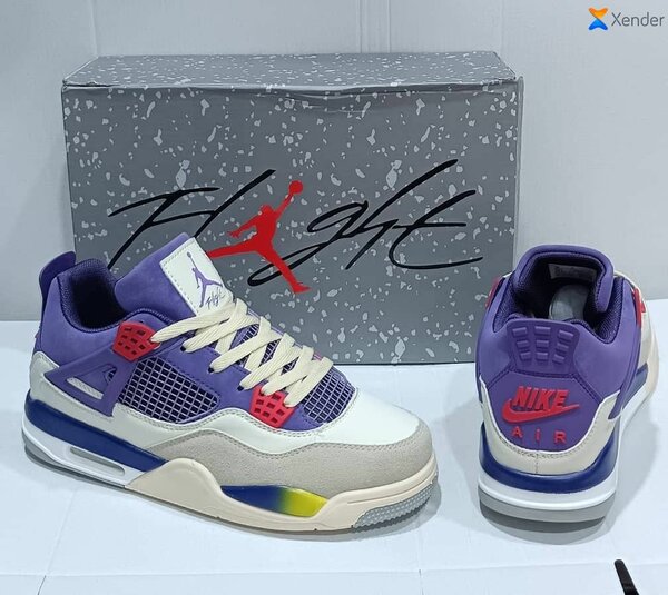 Baskets Air Jordan 4 Classic