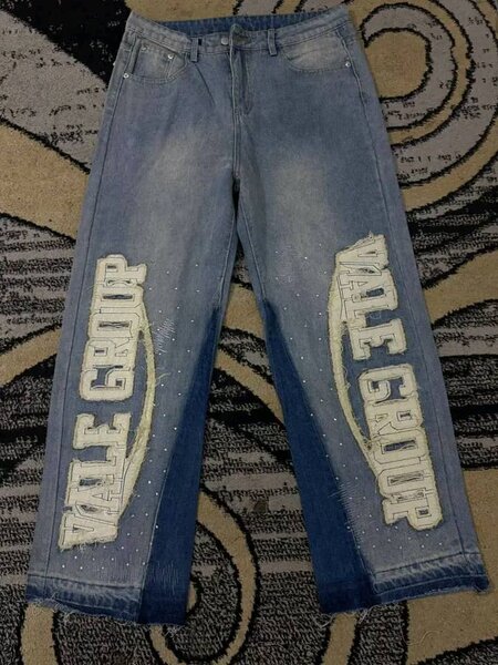 Pantalon en jean design