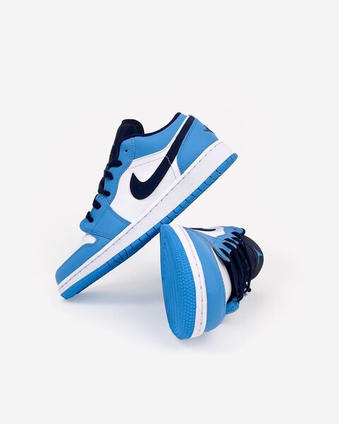 Baskets basses colorées tendances